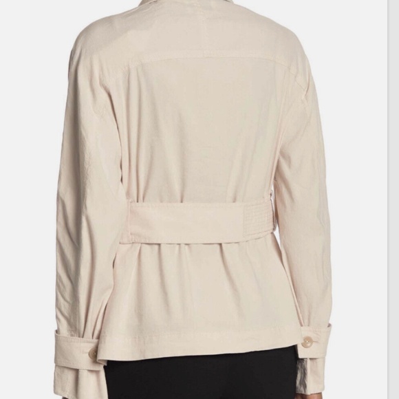 Women's Vince Drapey Belted Linen Blend Jacket Sand Glow Size SMALL Retail $445 - Picture 3 of 15